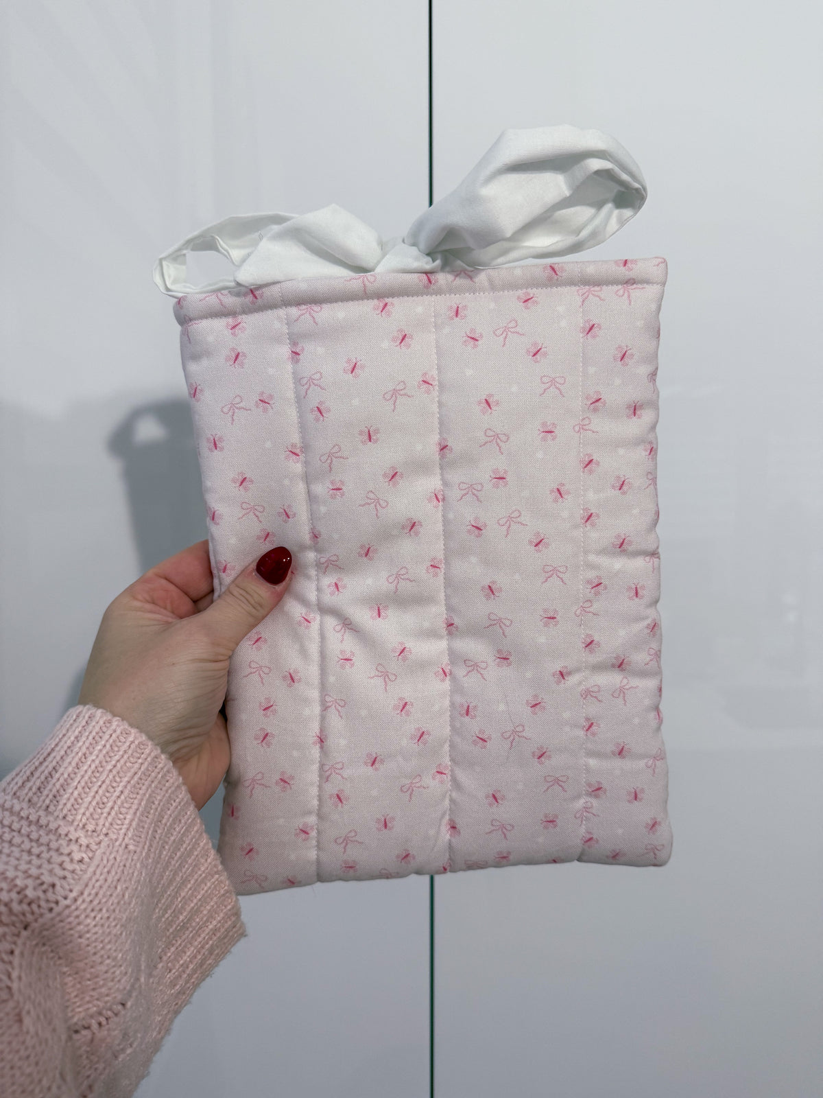 Pochette à livre ou liseuse | Papillons et boucles