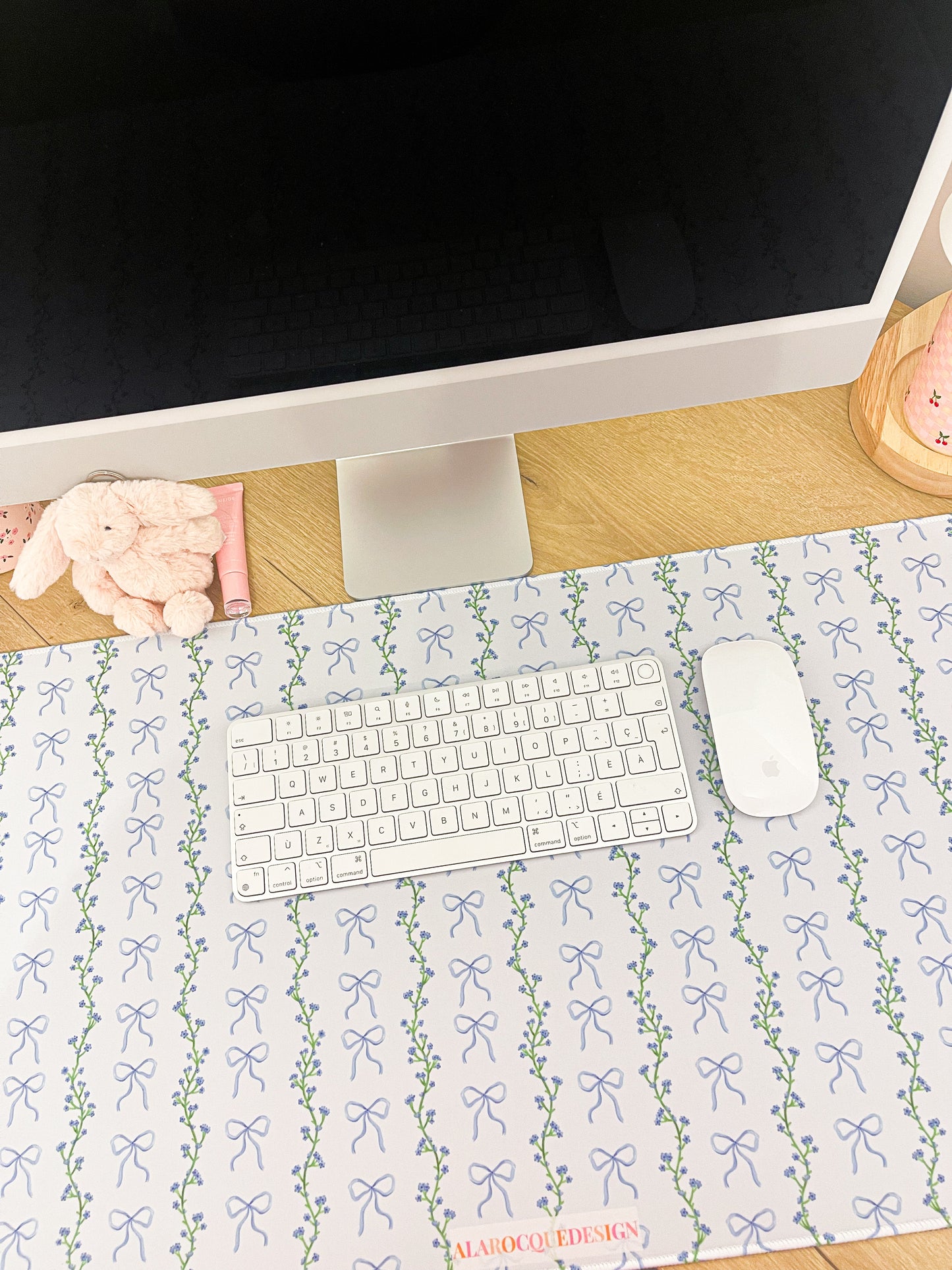 Tapis de bureau | Boucles bleues et tiges