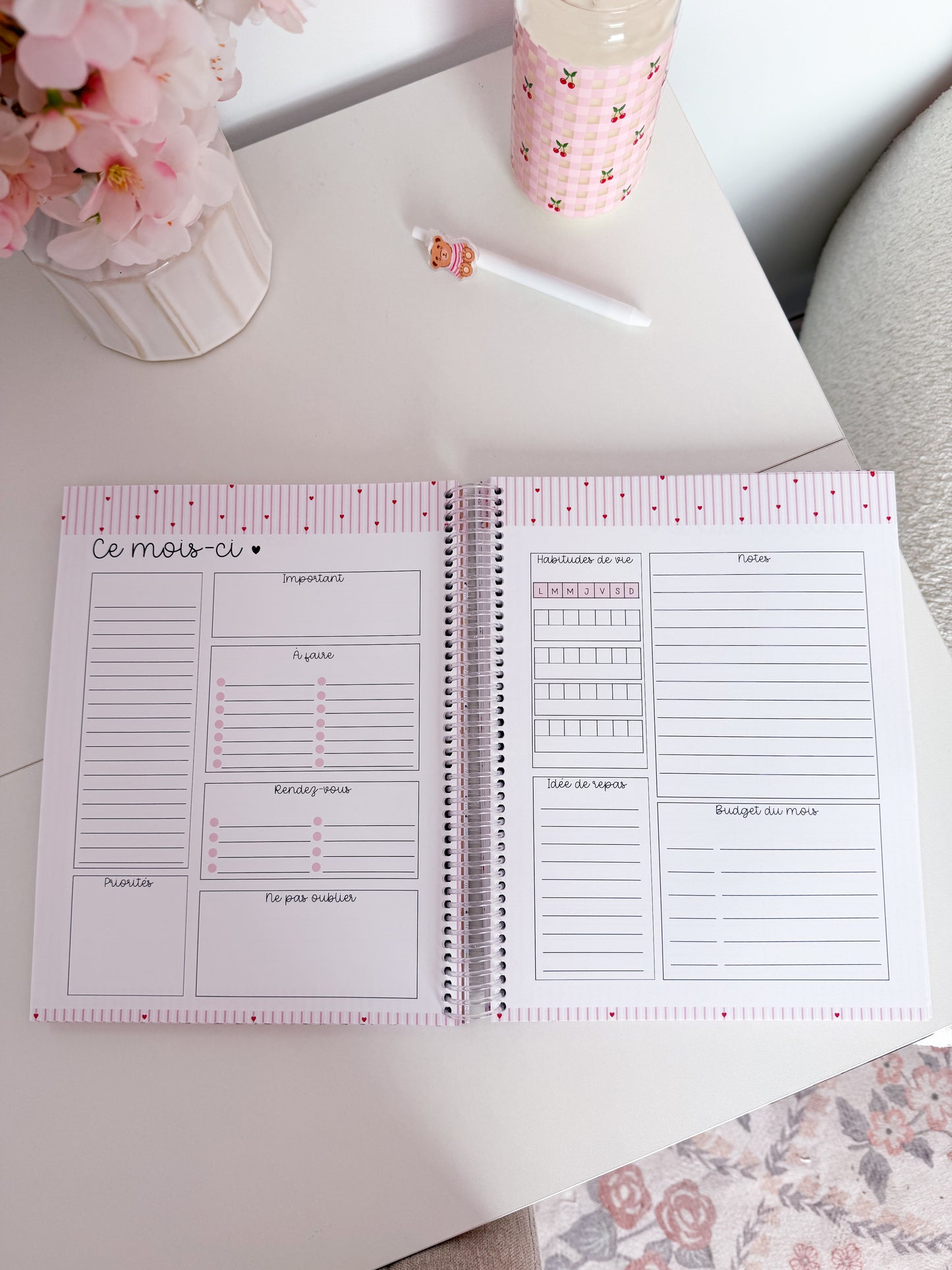 Agenda planificateur | Non-daté | Lignes roses et fleurs