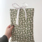 Pochette à livre ou liseuse | Sauge et marguerites