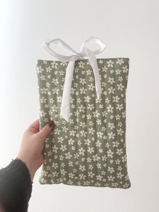 Pochette à livre ou liseuse | Sauge et marguerites