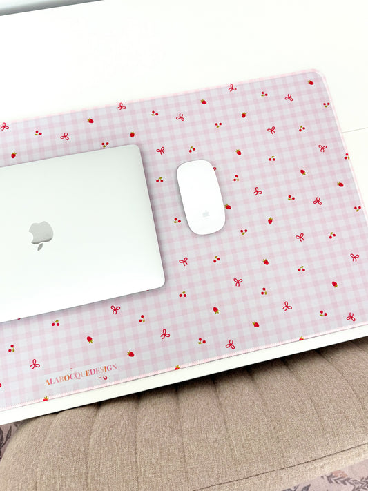 Tapis de bureau | Carreauté et fruits