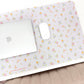Tapis de bureau | Fleurs bleues, oranges et roses