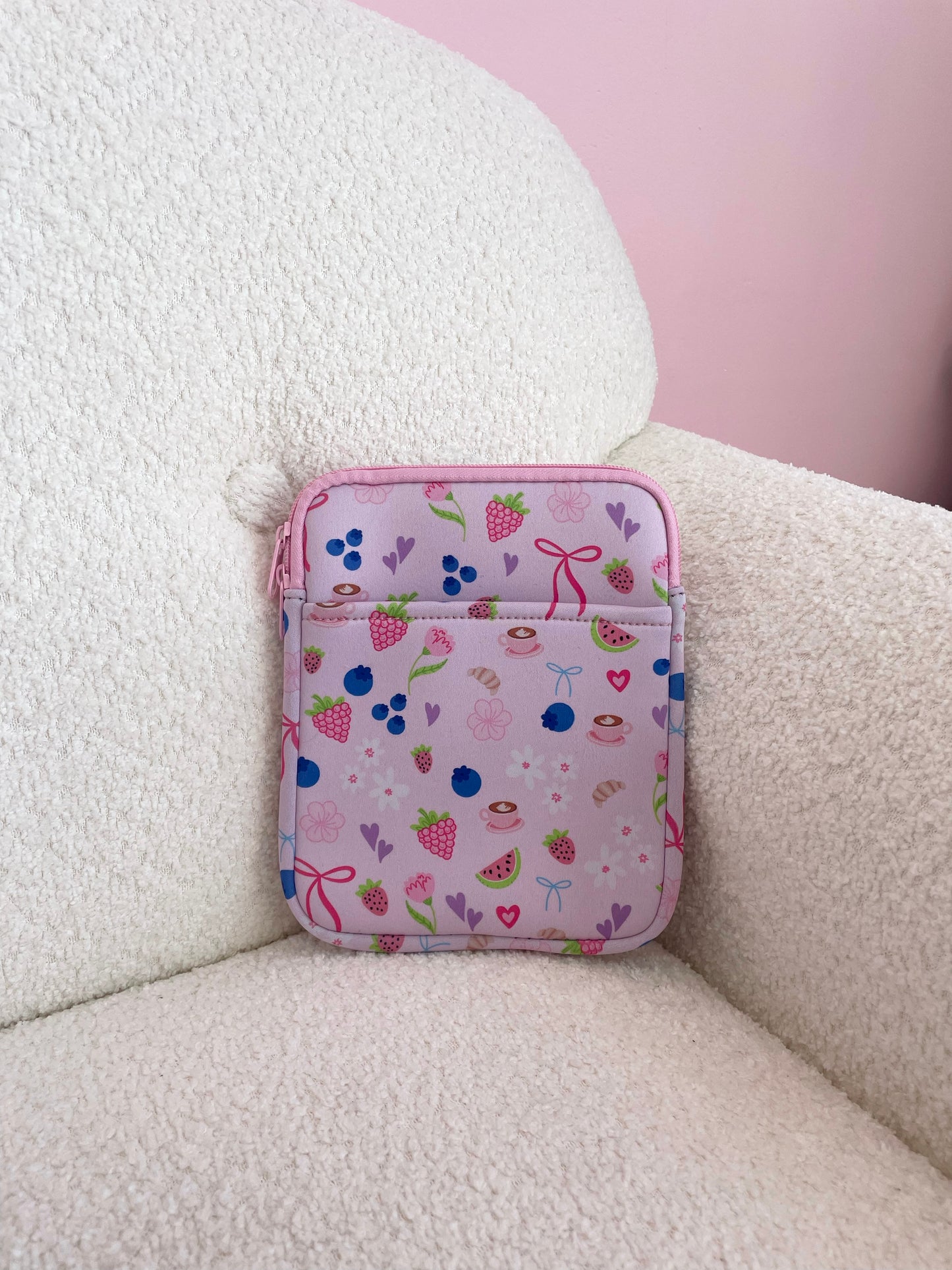 Pochette à liseuse | Fruits et coquette