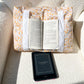 Coussin de lecture | Fleurs roses et oranges