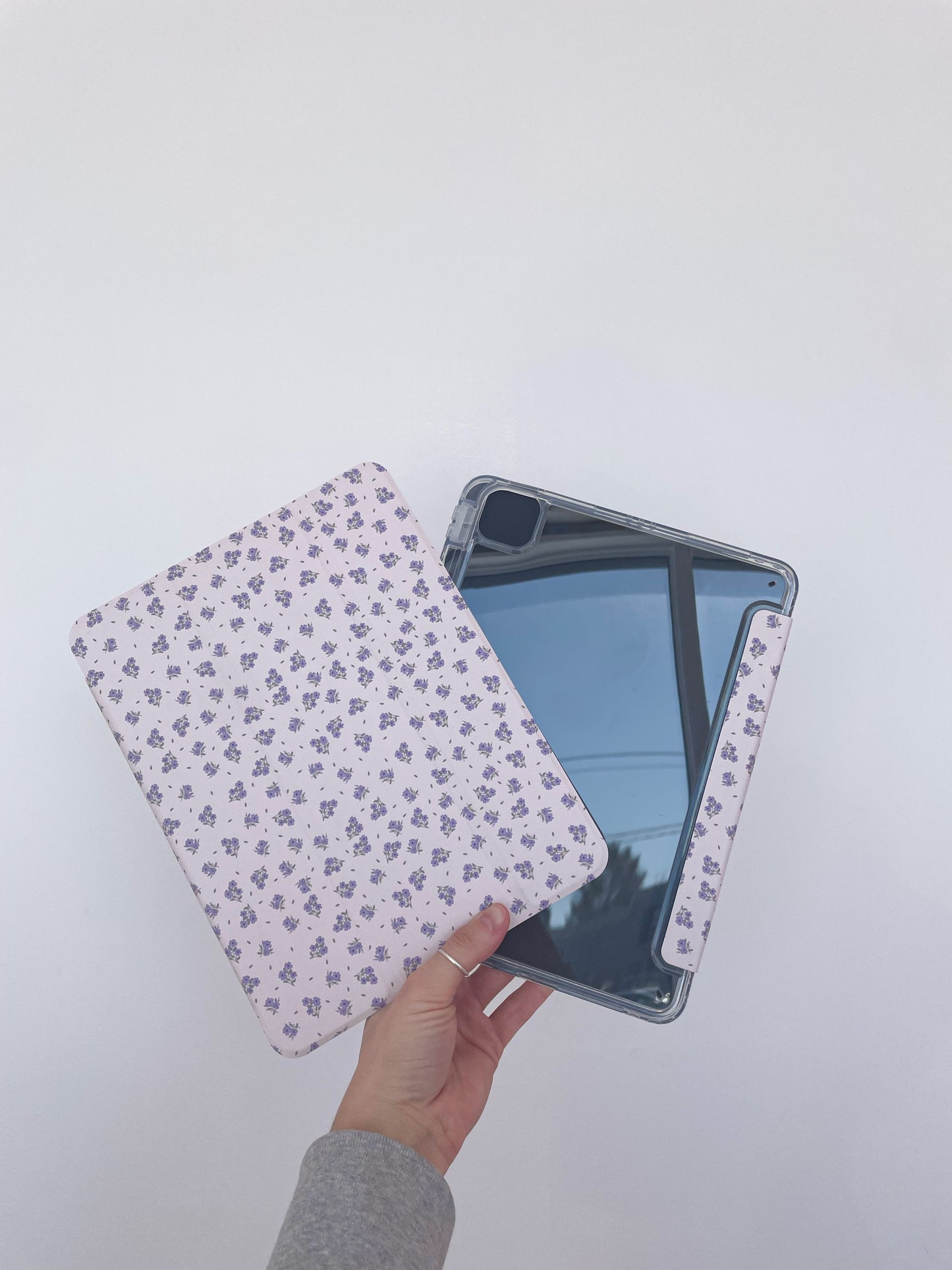 Étui à iPad | Air ou Pro 11'' et 13'' | Bouquets de fleurs mauves