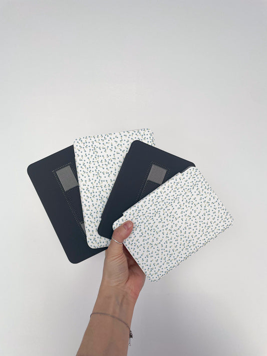 Étui à liseuse | Kindle 6'' et 7''  | Fleurs bleues vintages