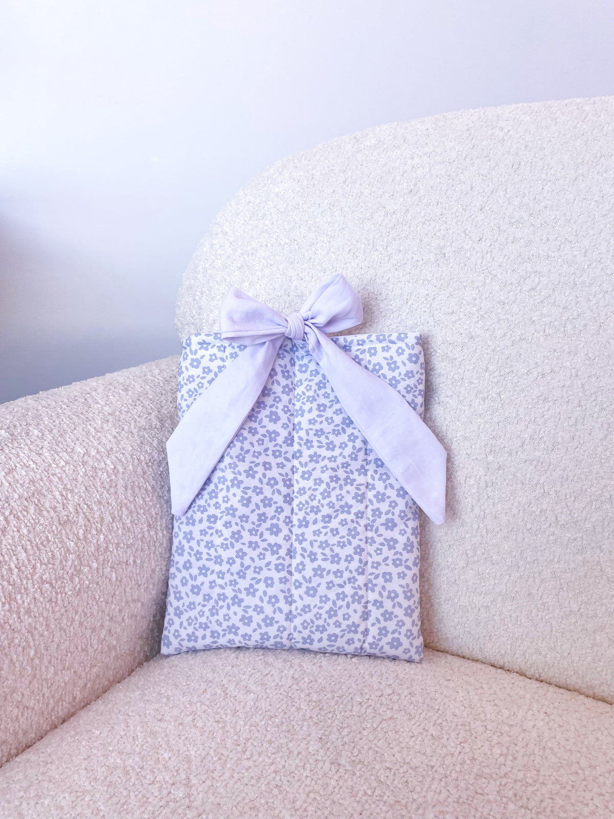 Pochette à livre ou liseuse | Fleurs bleues