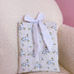 Pochette à livre ou liseuse | Minis fleurs bleues et feuilles