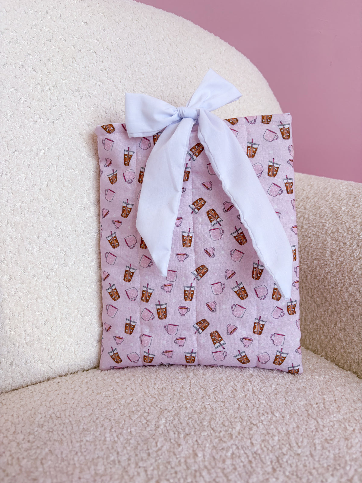Pochette à livre ou liseuse | Cafés et coquette | Rose