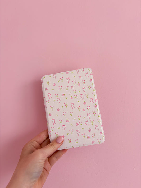 Étui à liseuse | Kindle 6'' | Bouquets de fleurs et boucles