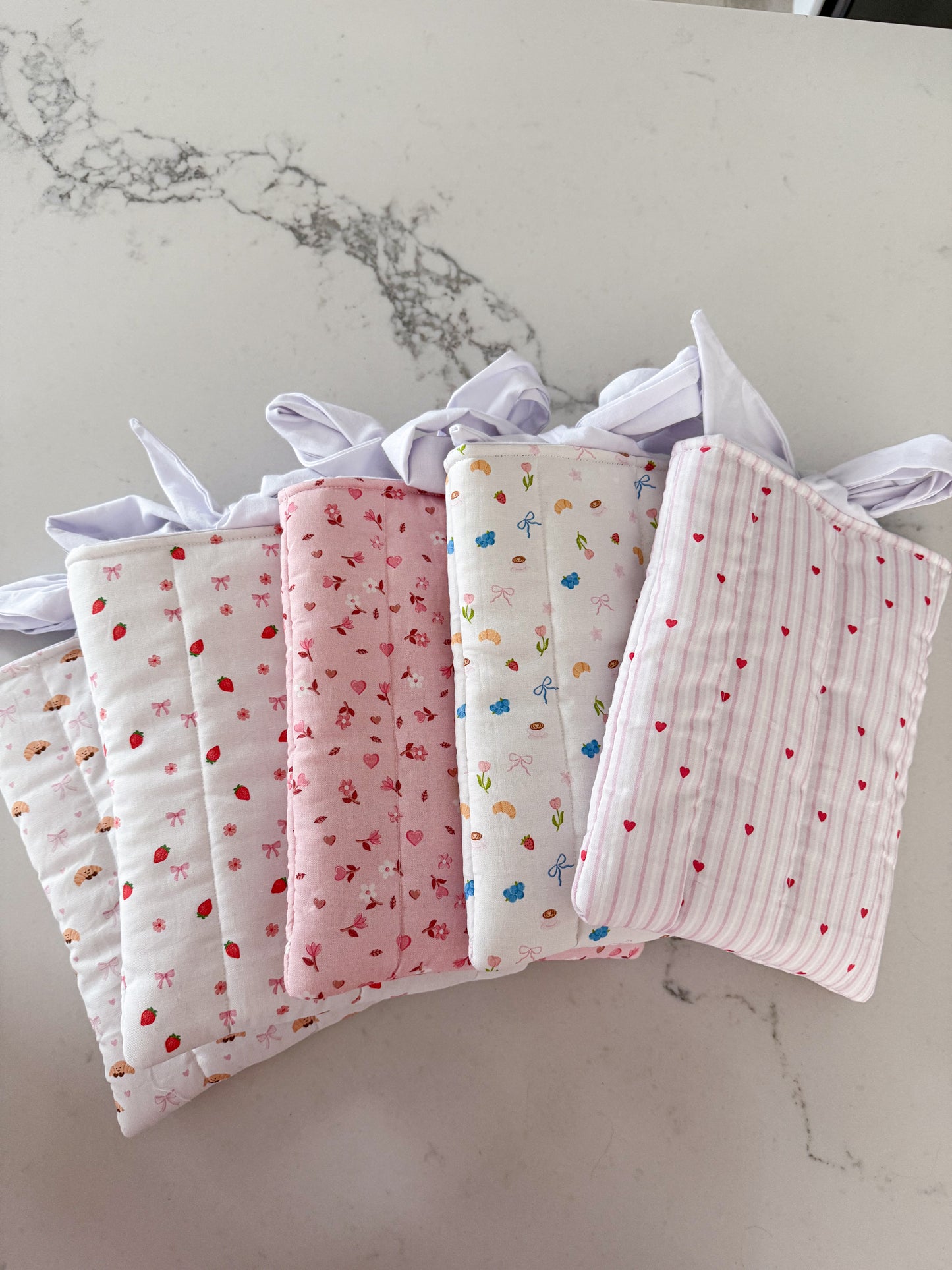 Pochette à livre ou liseuse | Fruits et coquette 2.0
