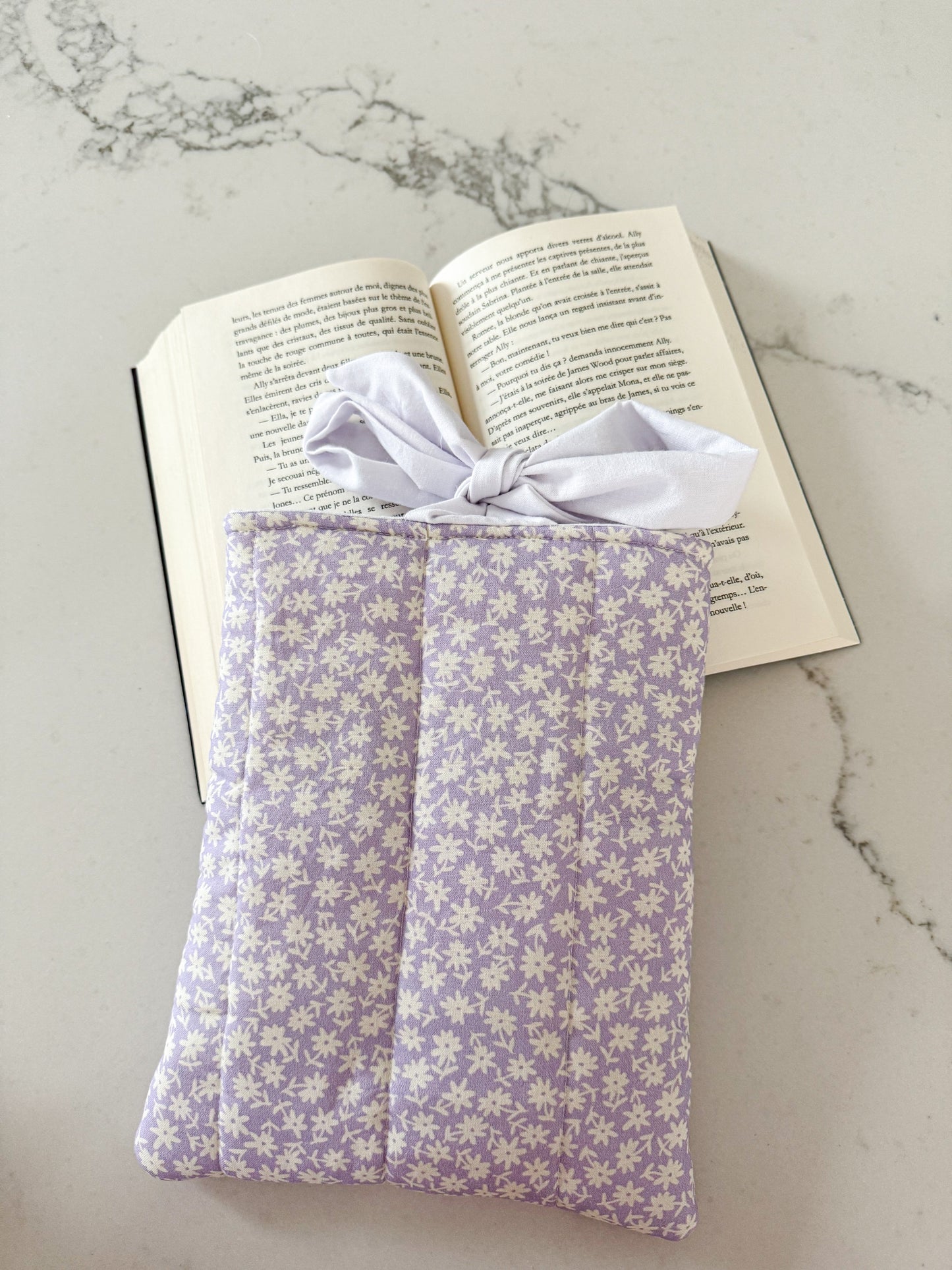 Pochette à livre ou liseuse | Mauve et marguerites
