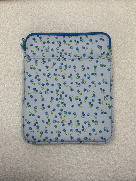Pochette à tablette | 11 à 15'' | Fleurs bleues vintages